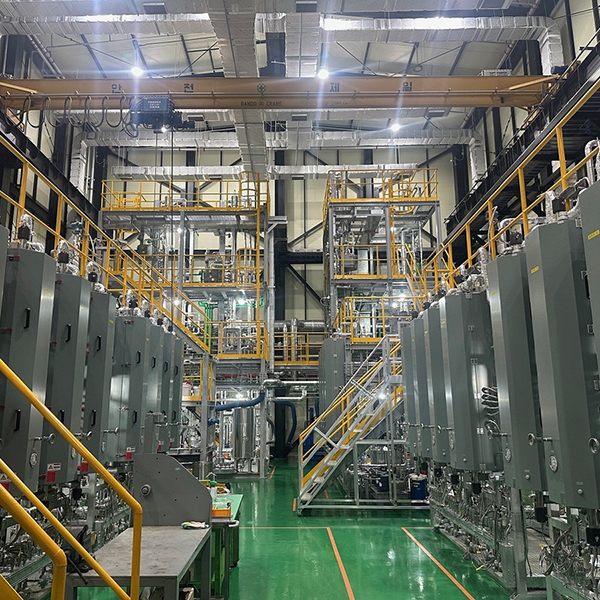 폐식용유로 나는 비행기…SK에너지, R&D 키워 108조 시장 선점 썸네일 이미지